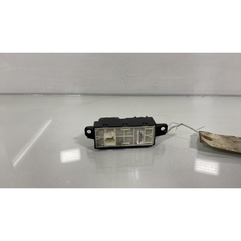 Commande GPS PEUGEOT 208 1 Photo n°3