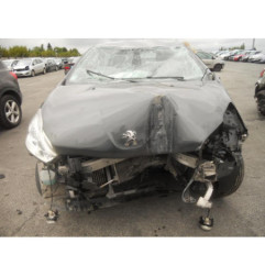 Commande GPS PEUGEOT 208 1