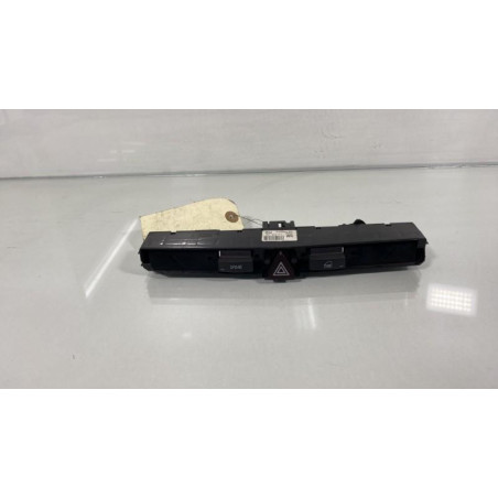 Bouton de warning OPEL ASTRA H Photo n°1