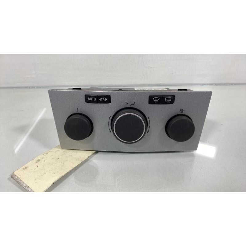 Commande chauffage OPEL ASTRA H Photo n°2