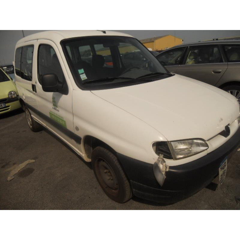 Custode arriere droit PEUGEOT PARTNER 1 Photo n°2