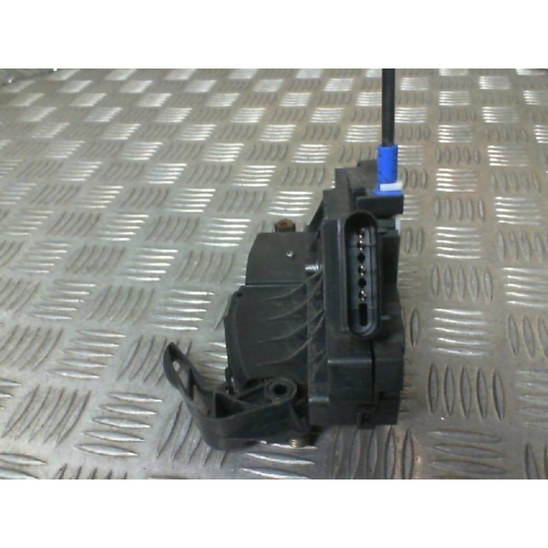 Serrure avant droit FORD FIESTA 6 Photo n°2