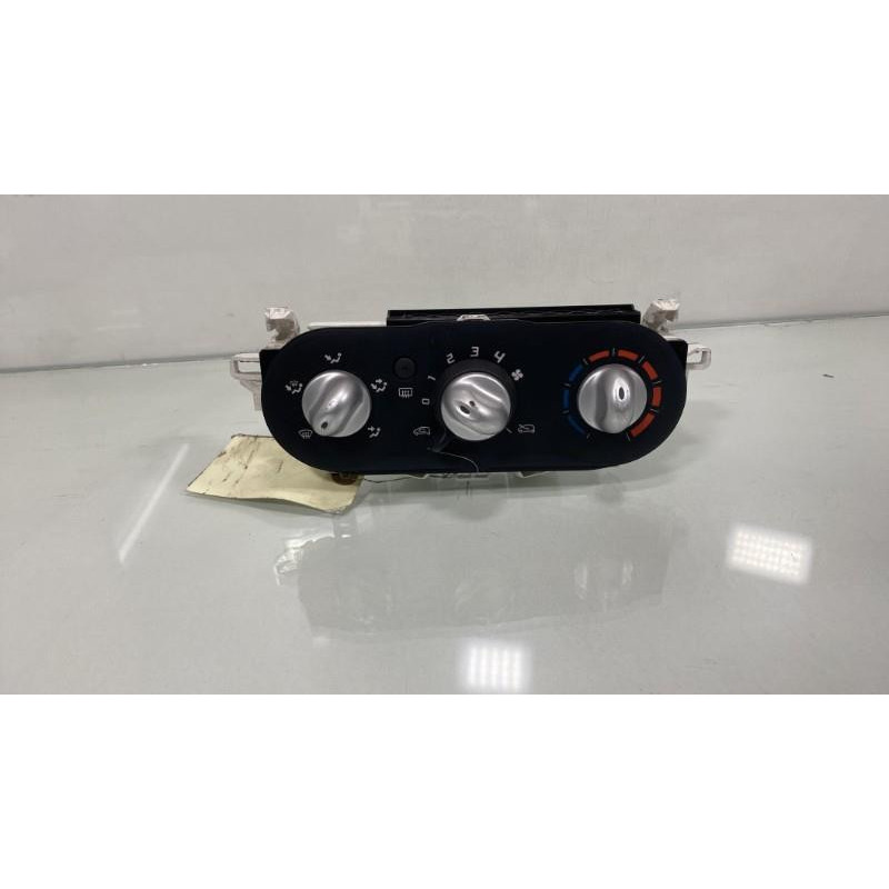 Commande chauffage RENAULT TWINGO 2 Photo n°1