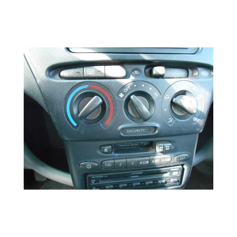 Commande chauffage TOYOTA YARIS VERSO Photo n°9