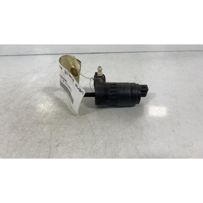 Pompe lave glace avant PEUGEOT BIPPER Photo n°3