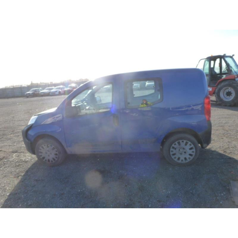 Pompe lave glace avant PEUGEOT BIPPER Photo n°7