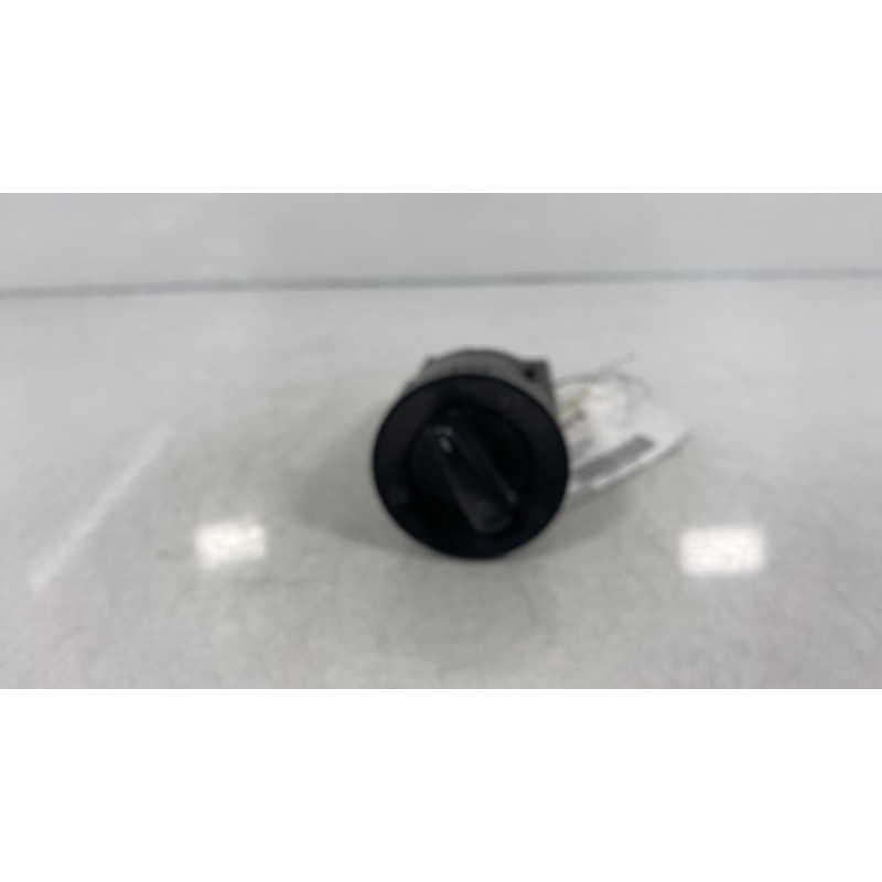Commande de phare VOLKSWAGEN GOLF 4 Photo n°1