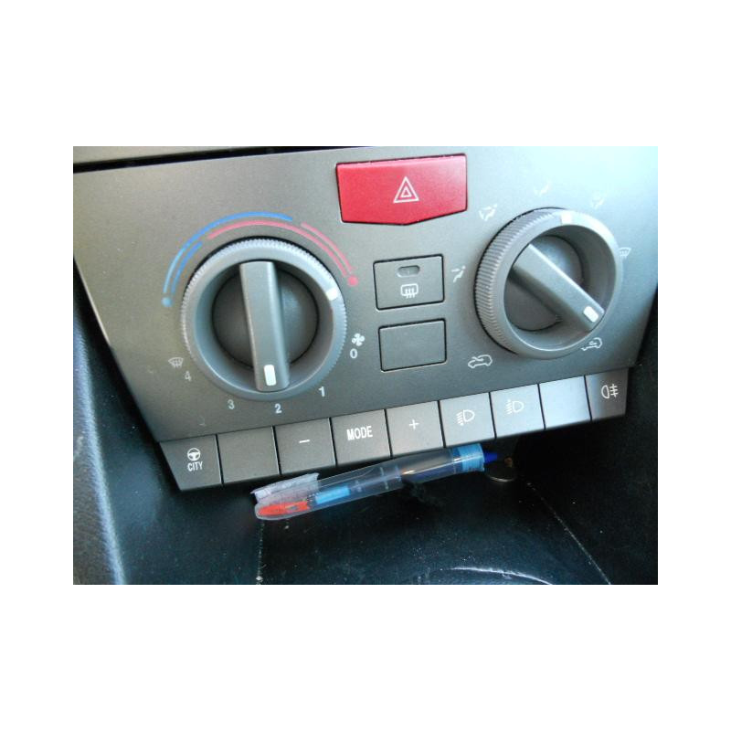 Autoradio d'origine LANCIA YPSILON 4 Photo n°10