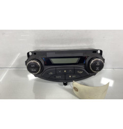 Commande chauffage TOYOTA YARIS 3 Photo n°1
