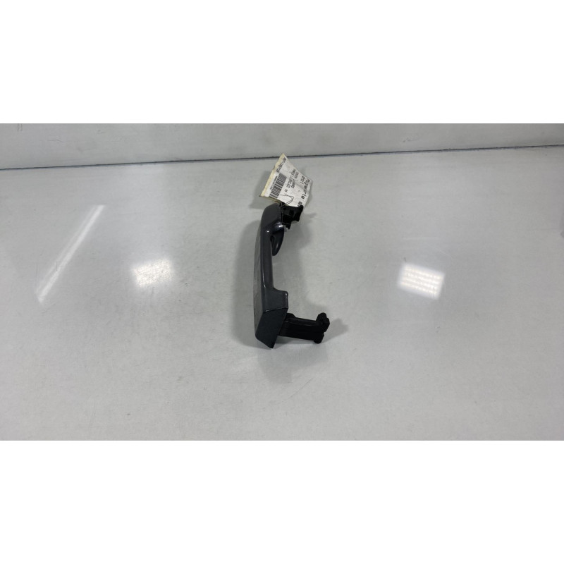 Poignee porte avant droit TOYOTA YARIS 3 Photo n°2