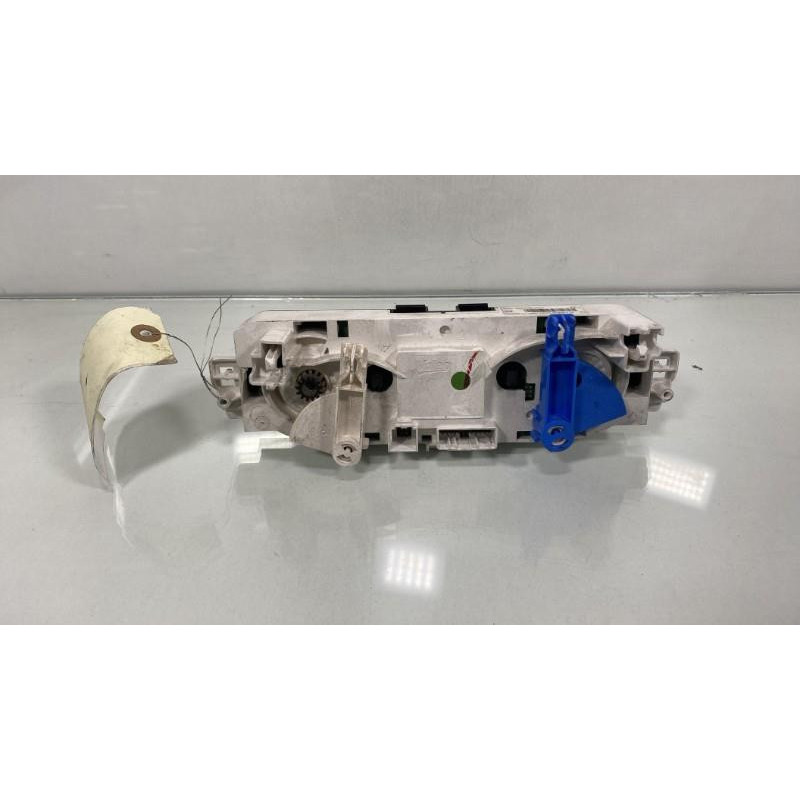 Commande chauffage RENAULT MEGANE 3 Photo n°2