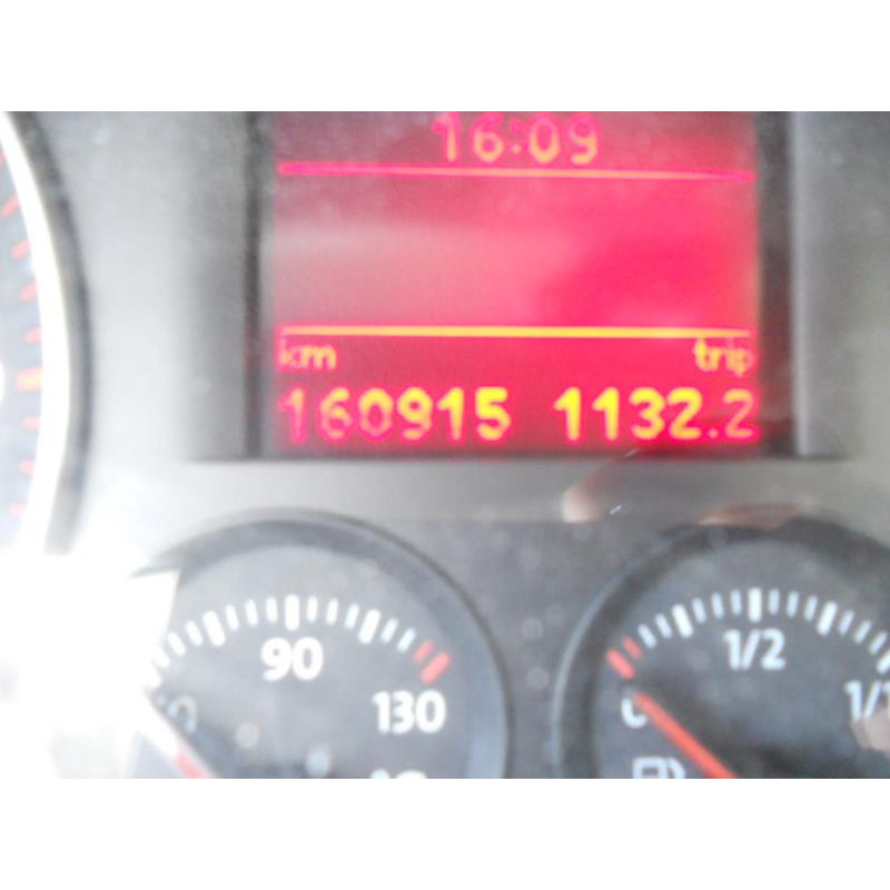 Bouton de warning VOLKSWAGEN TOURAN 1 Photo n°9