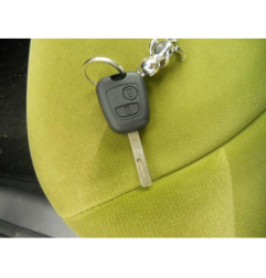 Bras essuie glace avant droit CITROEN C2