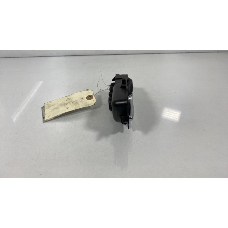 Poignee interieur avant droit TOYOTA AURIS 2 Photo n°2