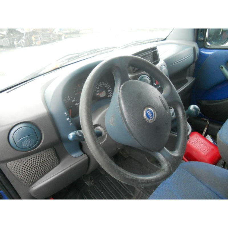 Porte avant gauche FIAT DOBLO 1 Photo n°8