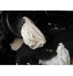 Serrure arriere gauche TOYOTA AURIS 2