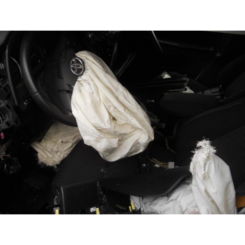 Serrure arriere gauche TOYOTA AURIS 2 Photo n°8