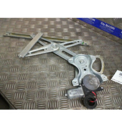 Leve vitre electrique avant droit TOYOTA AURIS 2 Photo n°1