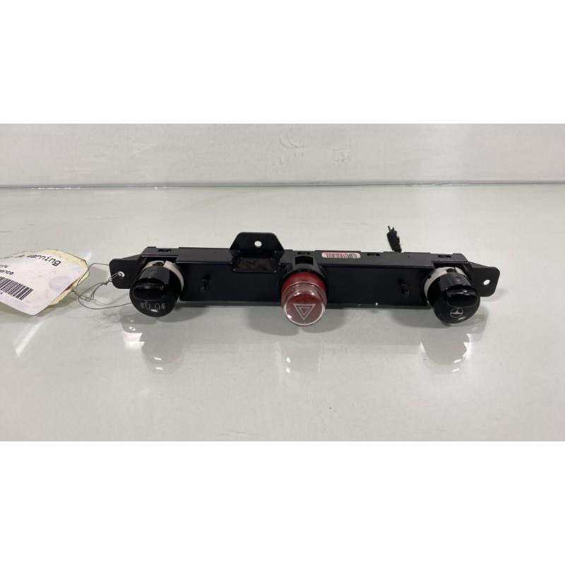 Bouton de warning FIAT 500 2 Photo n°1