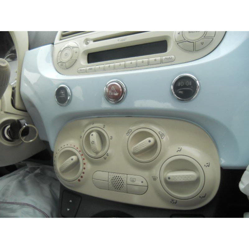 Bouton de warning FIAT 500 2 Photo n°11