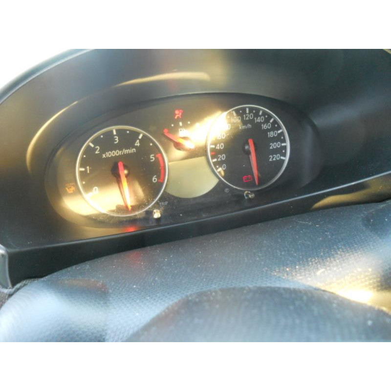 Trappe d'essence NISSAN MICRA 3 Photo n°13