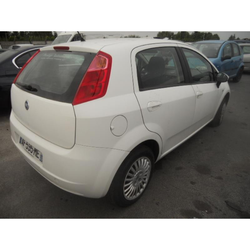Bouton de warning FIAT GRANDE PUNTO Photo n°6