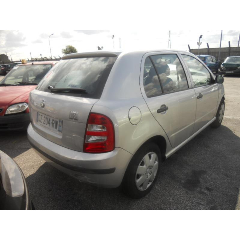 Trappe d'essence SKODA FABIA 1 Photo n°6