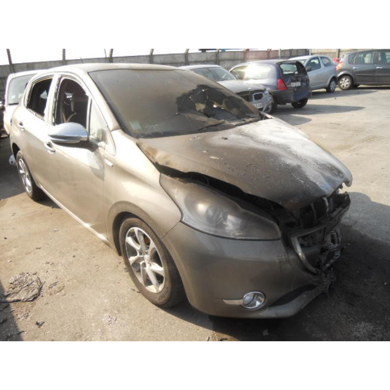 Bouton de warning PEUGEOT 208 1 Photo n°5