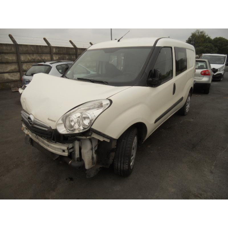Bouton de warning OPEL COMBO D Photo n°4