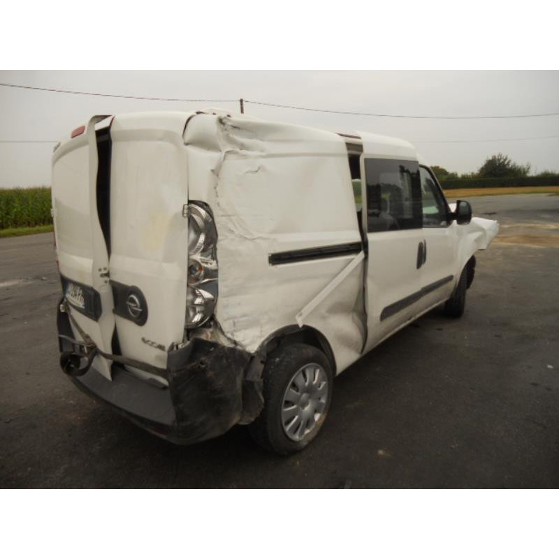 Bouton de warning OPEL COMBO D Photo n°6