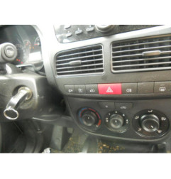 Bouton de warning OPEL COMBO D