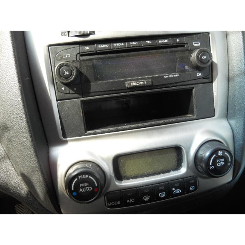 Serrure avant droit KIA SPORTAGE 2 Photo n°10