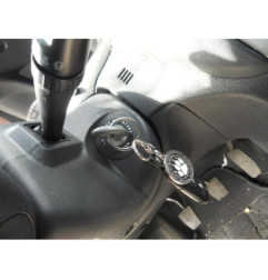 Serrure avant droit KIA SPORTAGE 2