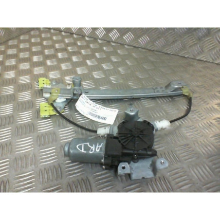 Leve vitre electrique arriere droit NISSAN QASHQAI 1 Photo n°1