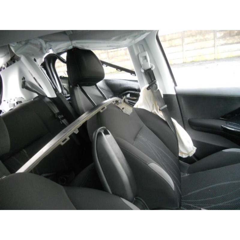 Poignee interieur avant droit PEUGEOT 208 1 Photo n°7