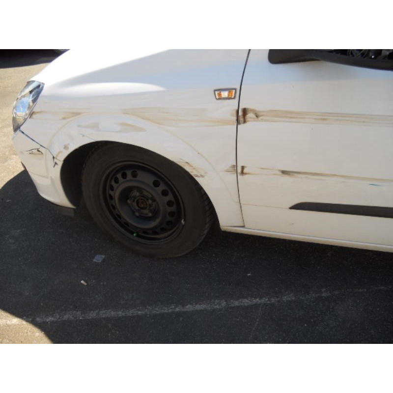 Malle/Hayon arriere OPEL ASTRA H Photo n°6