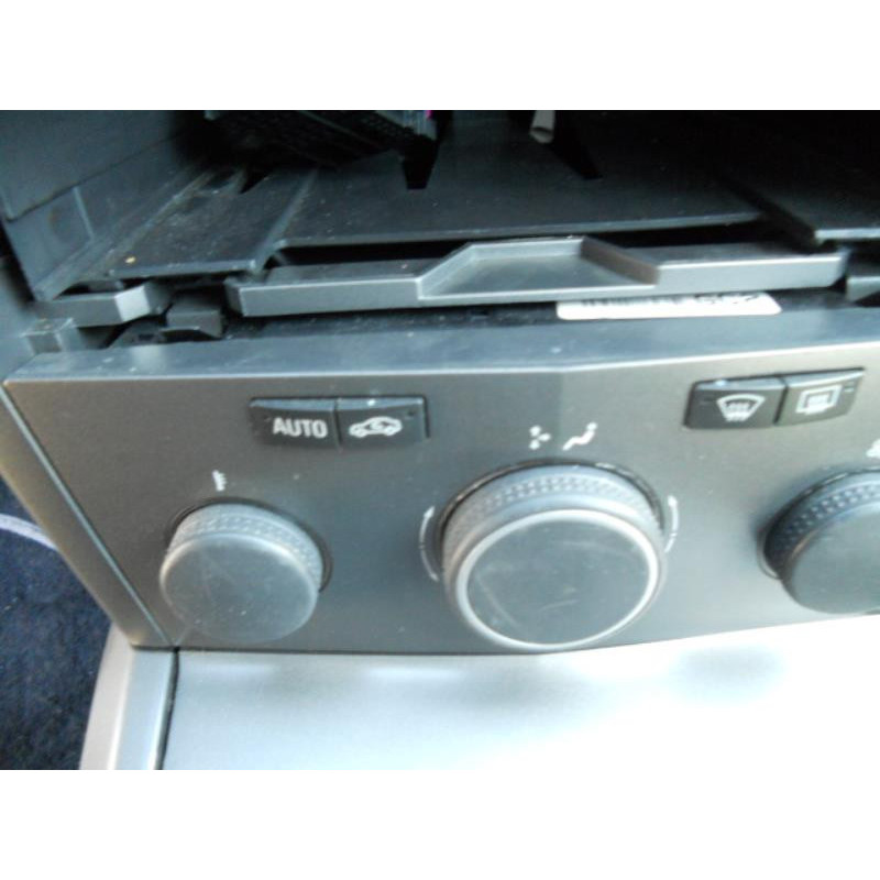 Porte arriere droit OPEL ASTRA H Photo n°10