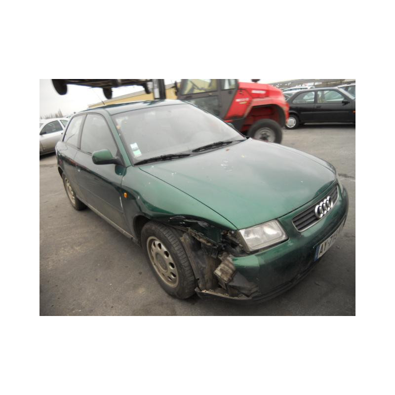 Malle/Hayon arriere AUDI A3 1 Photo n°3