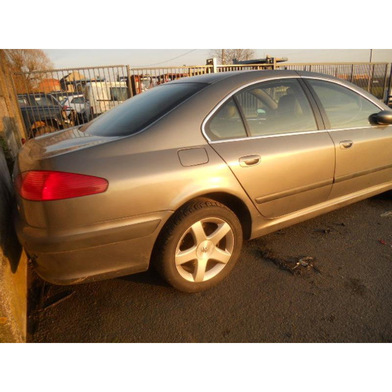 Capot PEUGEOT 607 Photo n°5
