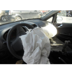 Bouton de warning OPEL CORSA D