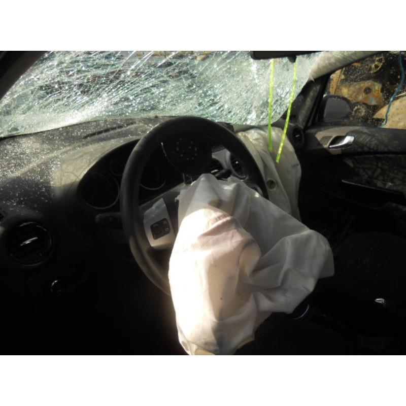 Trappe d'essence OPEL CORSA D Photo n°9