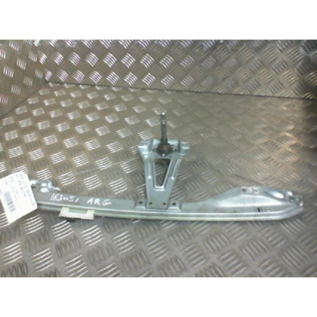 Leve vitre mecanique arriere gauche RENAULT CLIO 3 Photo n°1