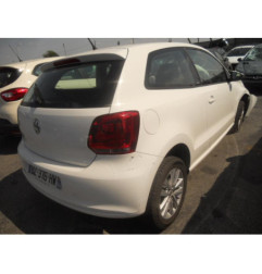 Poignee interieur avant gauche VOLKSWAGEN POLO 5