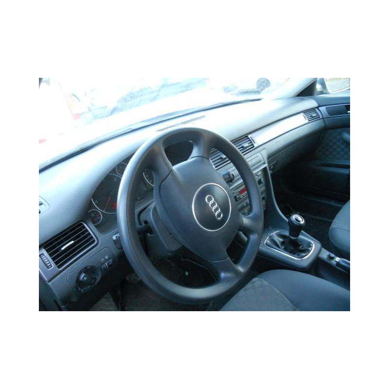 Pare choc arriere AUDI A6 2 Photo n°9