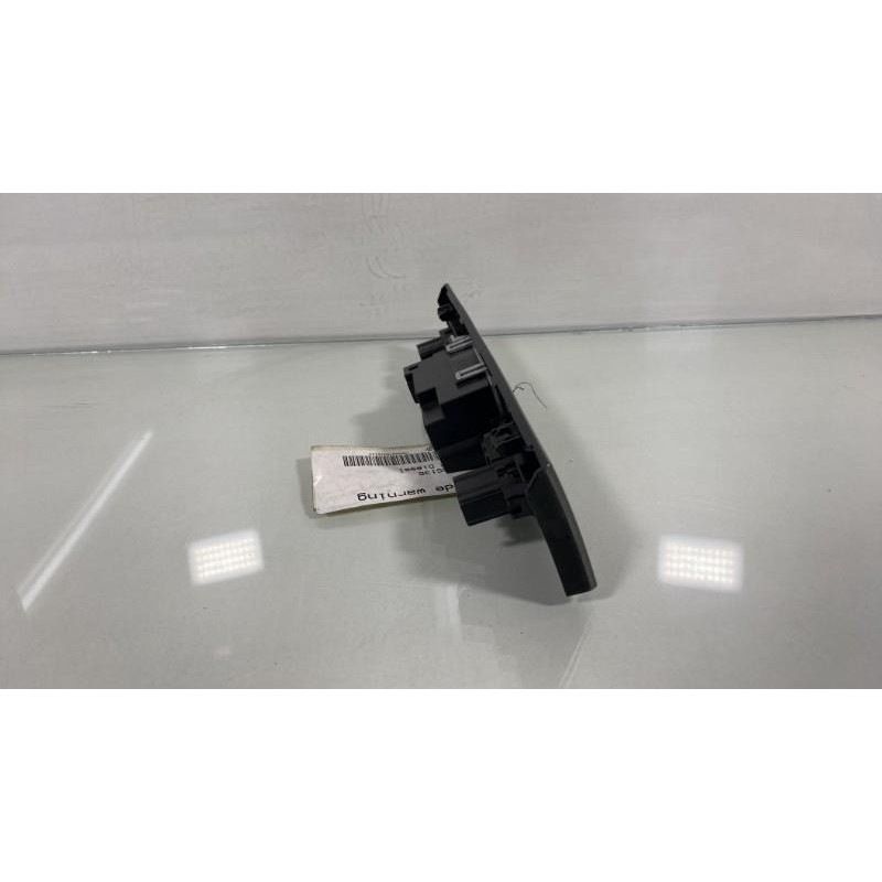 Bouton de warning FORD MONDEO 2 Photo n°2
