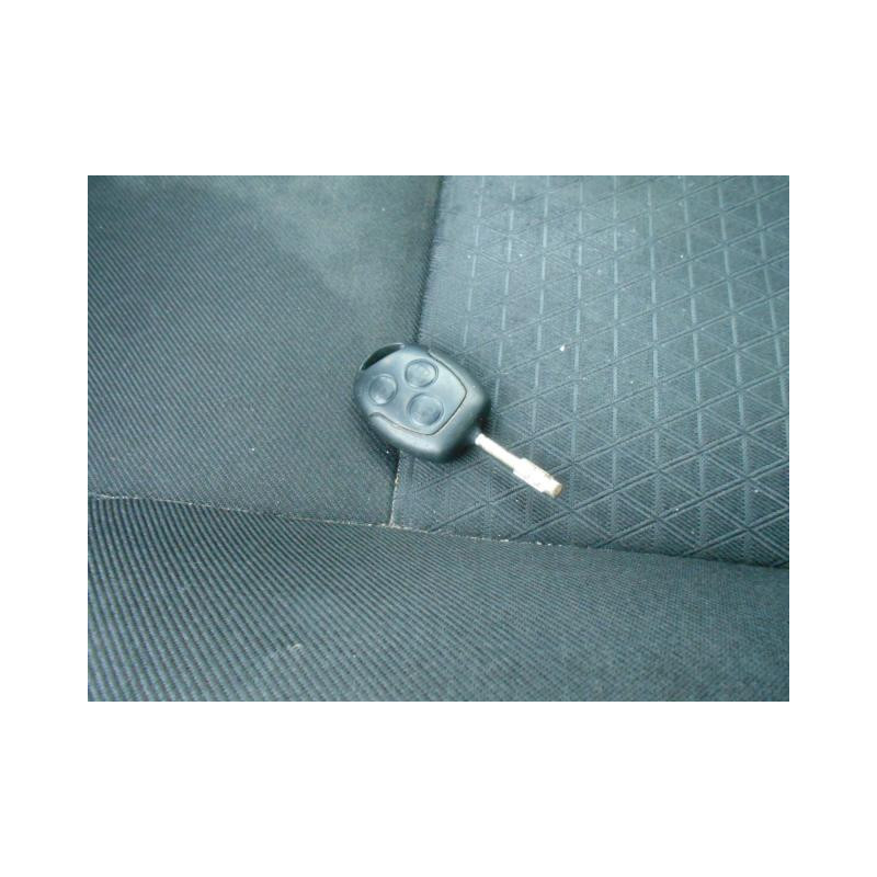 Bouton de warning FORD MONDEO 2 Photo n°10