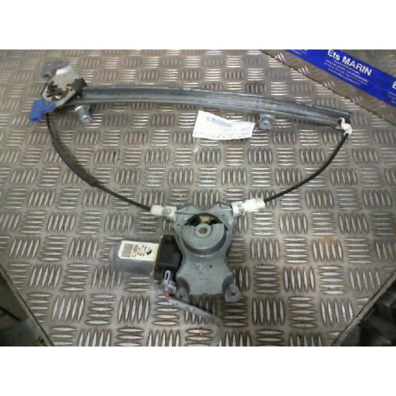 Leve vitre electrique avant gauche NISSAN ALMERA 2 Photo n°1