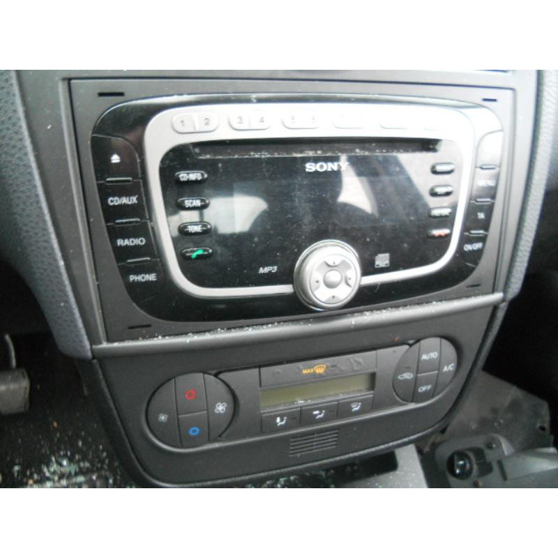 Poignee interieur avant droit FORD FIESTA 5 Photo n°10