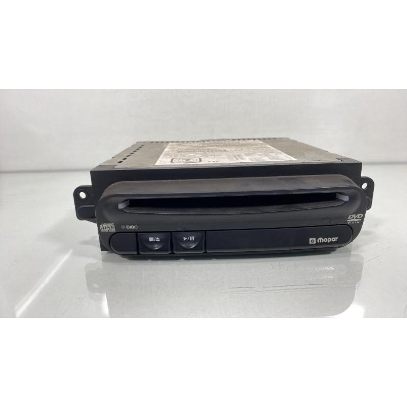 Chargeur CD CHRYSLER GRAND VOYAGER 4 Photo n°1