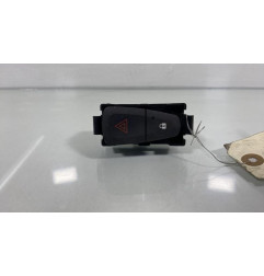 Bouton de warning DACIA LOGAN 2 Photo n°1